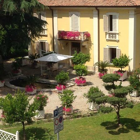 Via Mazzini Bed & Breakfast Bazzano Bagian luar foto