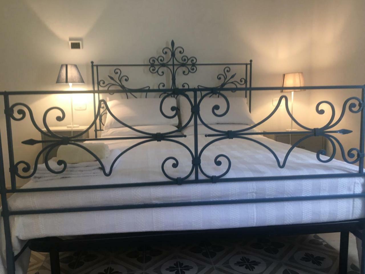 Via Mazzini Bed & Breakfast Bazzano Bagian luar foto