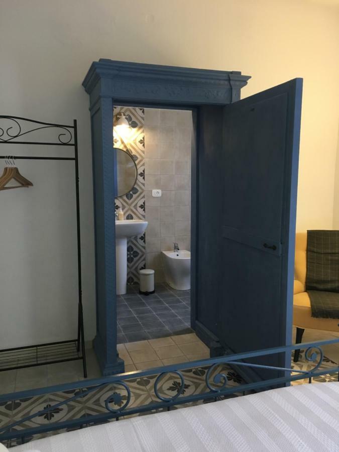 Via Mazzini Bed & Breakfast Bazzano Bagian luar foto
