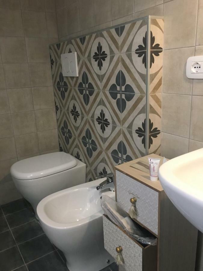Via Mazzini Bed & Breakfast Bazzano Bagian luar foto